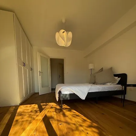 Cozy With Garden In Free Parking Apartment *